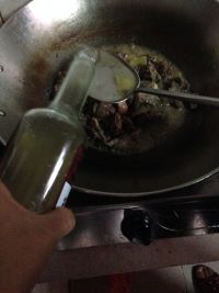 姜片炒鸭肉
