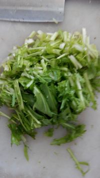 苦菊丸子汤