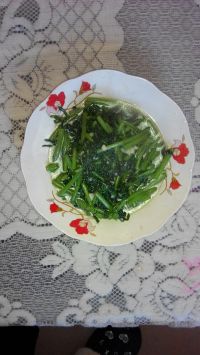 蒜炒茼蒿