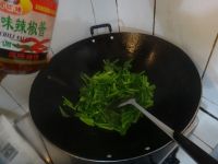 蚝油炒长杆野菜