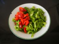 碎肉炒青红椒