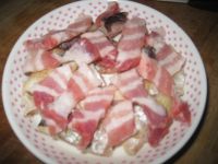 五花肉蒸飞鱼干