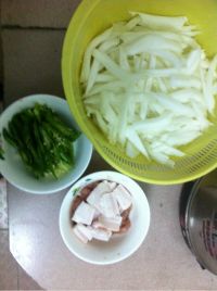 菜梗炒肉