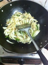 菜梗炒肉