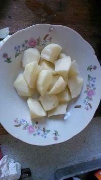 鸡杂烧土豆块