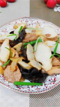 双耳肉片炒山药