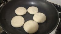 香煎茴香猪肉饼