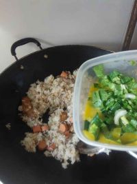 金镶银炒饭