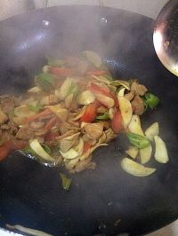 杏鲍菇炒肉片