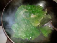 生菜火腿肠汤