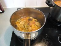 Vegemite煮五色贝壳粉