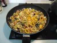 Vegemite煮五色贝壳粉