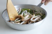 蒜苔鱿鱼丝