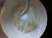 紫甘蓝拌萝卜丝