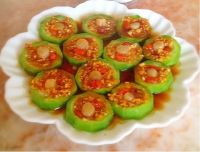 干贝蒜蓉蒸丝瓜