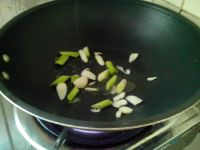 蒜香茭白炒卤牛肉