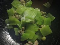 蒿笋炒肉