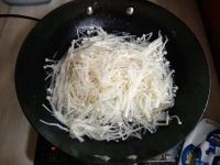 莴笋金针菇炒肉
