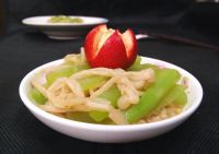 莴笋金针菇炒肉