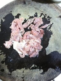 肉丝蘑菇