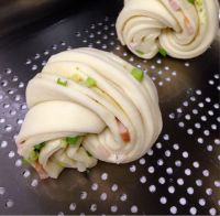 培根香葱花卷