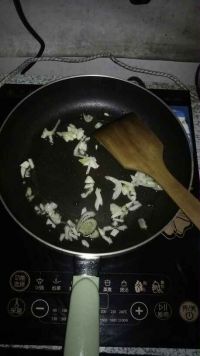 西芹炒香干