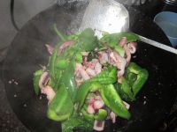 鱿鱼炒芥菜青椒