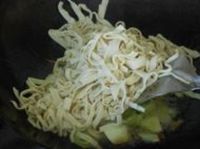 葱炒干豆腐
