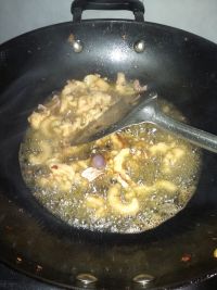 宫爆鸡杂