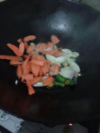 香菇木耳炒包菜