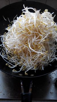 清炒绿豆芽