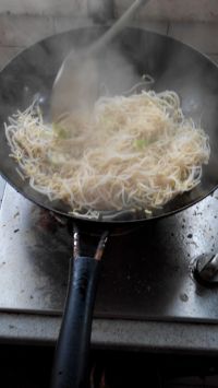 清炒绿豆芽