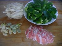 菇香甜椒五花肉