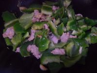 菇香甜椒五花肉