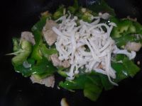 菇香甜椒五花肉