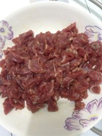 芹菜炒牛肉