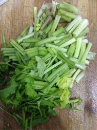 芹菜炒牛肉
