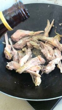 酸辣鸭头