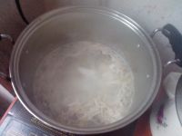金针菇排骨汤
