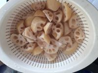 莲藕胡萝卜炖排骨