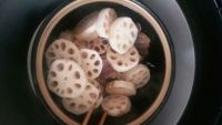 腊味莲藕煲