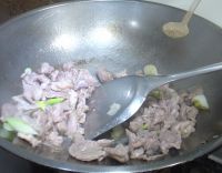 圆葱炒羊肉