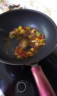 红油肥肠