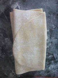 胡萝卜汁鸡蛋手擀面