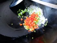 水芹鸡蛋杯沙拉