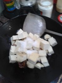 蒜香五花肉炒豆腐