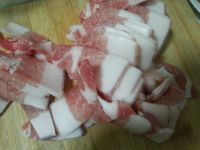 萝卜片炒五花肉片