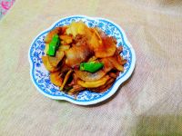 萝卜片炒五花肉片