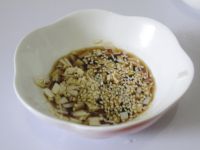 豆腐丝拌菠菜