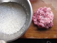 珍珠肉圆子